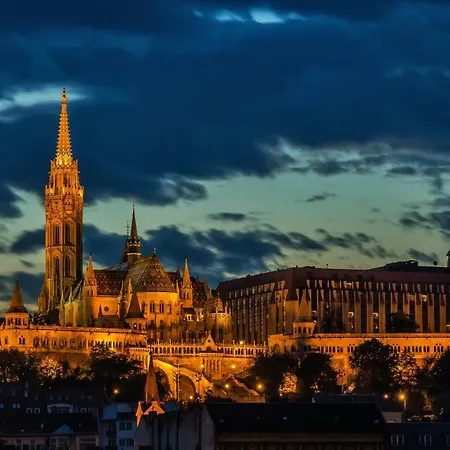 Heroes * Budapest